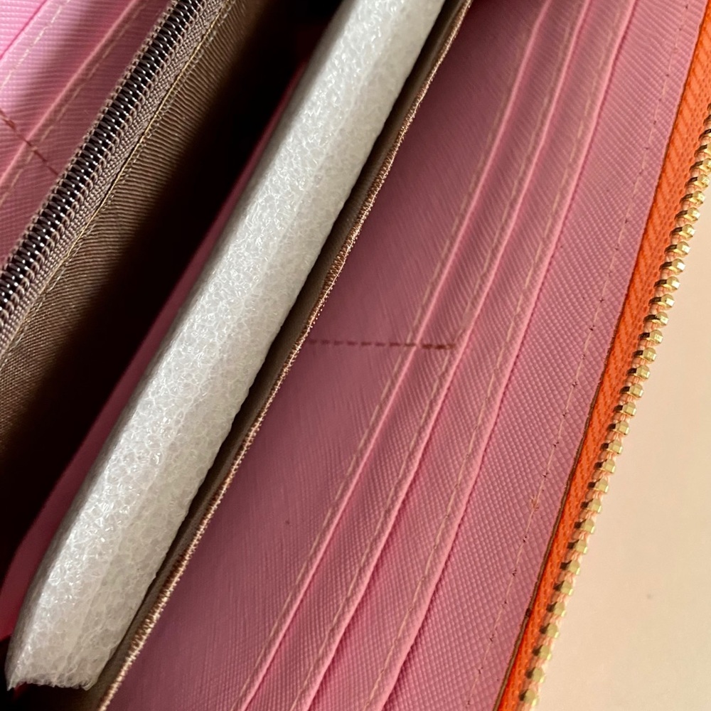 Wallet - Picture 4 of 8